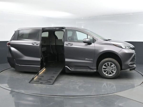 Grey Toyota Sienna with BraunAbility Side Entry Automatic Fold Out conversion