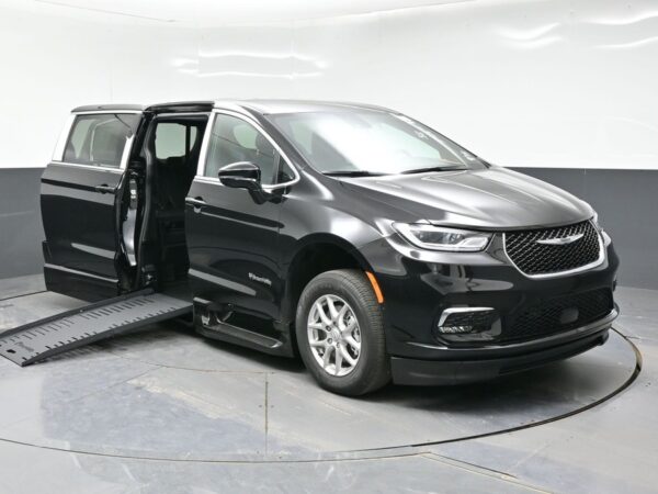 Black Chrysler Pacifica with BraunAbility Side Entry Automatic Fold Out conversion