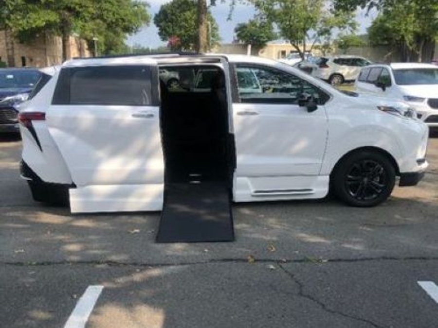 White Toyota Sienna with Vantage Mobility Side Entry Automatic In Floor conversion