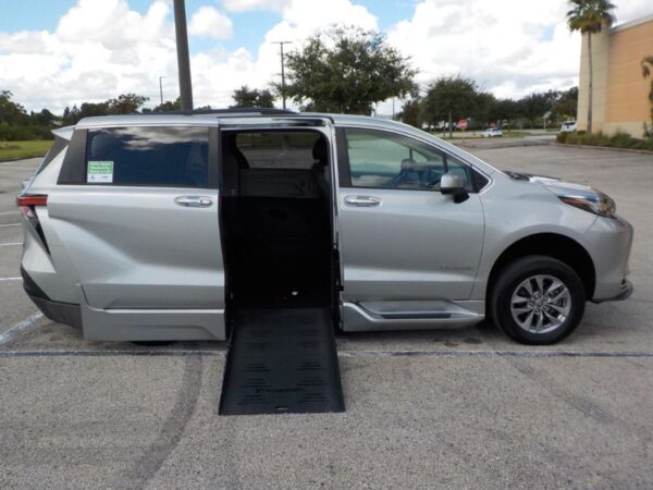 Silver Toyota Sienna with BraunAbility Side Entry Automatic Fold Out conversion