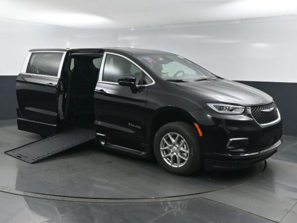 Black Chrysler Pacifica with BraunAbility Side Entry Automatic In Floor conversion