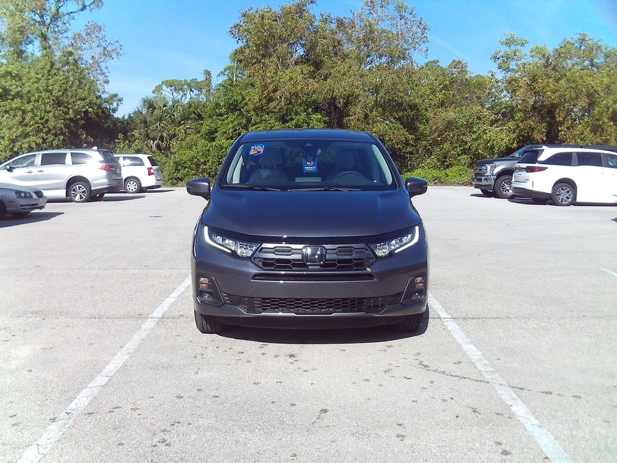 Grey Honda Odyssey with BraunAbility Side Entry Automatic In Floor conversion