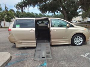 Brown Toyota Sienna with BraunAbility Side Entry Automatic Fold Out conversion