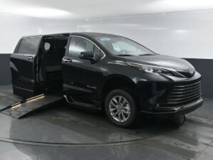 Black Toyota Sienna with BraunAbility Side Entry Automatic Fold Out conversion