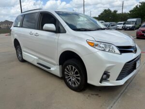 White Toyota Sienna with Vantage Mobility Side Entry Automatic In Floor conversion