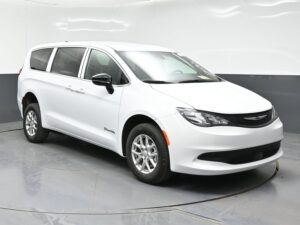 White Chrysler Voyager with BraunAbility Rear Entry Manual Fold Out conversion
