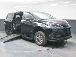 Black Toyota Sienna with BraunAbility Side Entry Automatic Fold Out conversion