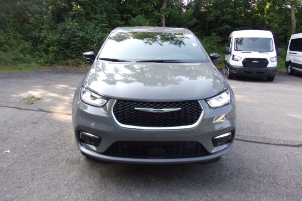 Grey Chrysler Pacifica with Driverge Side Entry Automatic Fold Out conversion