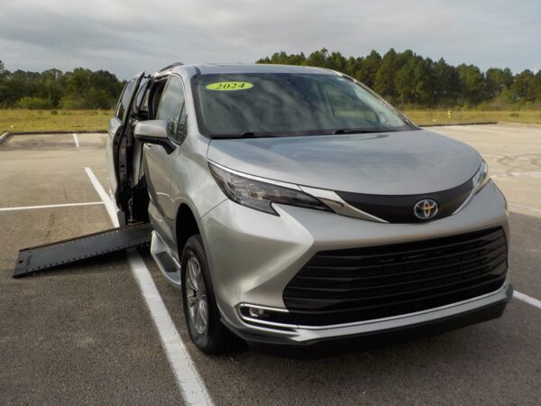 Silver Toyota Sienna with BraunAbility Side Entry Automatic In Floor conversion