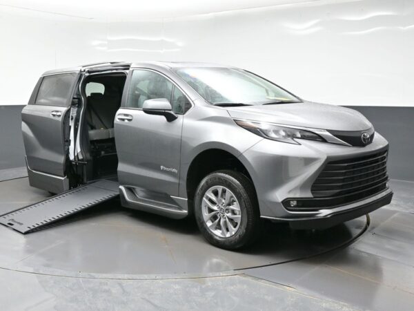 Grey Toyota Sienna with BraunAbility Side Entry Automatic In Floor conversion