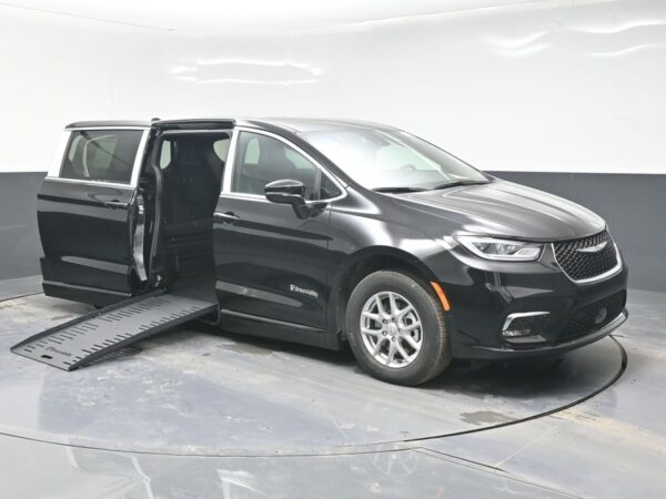 Black Chrysler Pacifica with BraunAbility Side Entry Automatic Fold Out conversion