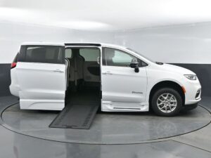 White Chrysler Pacifica with BraunAbility Side Entry Automatic In Floor conversion