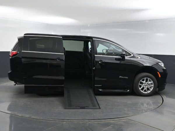 Black Chrysler Pacifica with BraunAbility Side Entry Automatic In Floor conversion