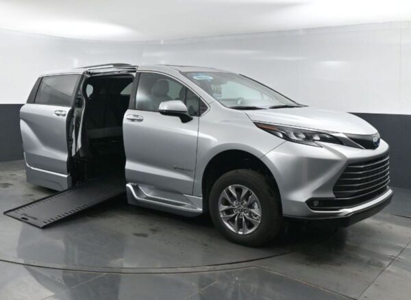 Silver Toyota Sienna with BraunAbility Side Entry Automatic In Floor conversion