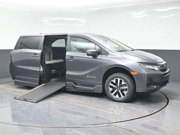 Grey Honda Odyssey with BraunAbility Side Entry Automatic In Floor conversion