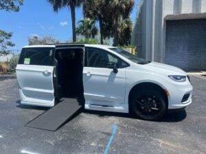 White Chrysler Pacifica with Vantage Mobility Side Entry Automatic In Floor conversion