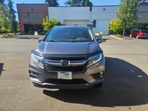 Grey Honda Odyssey with Vantage Mobility Side Entry Automatic In Floor conversion