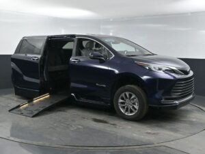 Blue Toyota Sienna with BraunAbility Side Entry Automatic Fold Out conversion