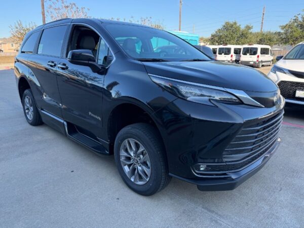 Black Toyota Sienna with BraunAbility Side Entry Automatic Fold Out conversion