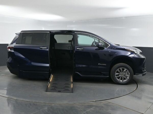 Blue Toyota Sienna with BraunAbility Side Entry Automatic Fold Out conversion