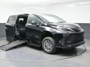 Black Toyota Sienna with BraunAbility Side Entry Automatic Fold Out conversion