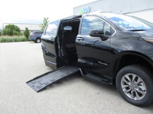 Black Toyota Sienna with BraunAbility Side Entry Automatic Fold Out conversion