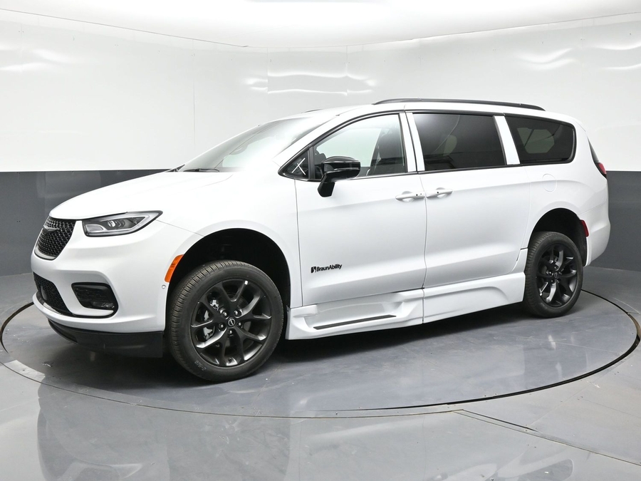 White Chrysler Pacifica with BraunAbility Side Entry Automatic In Floor conversion