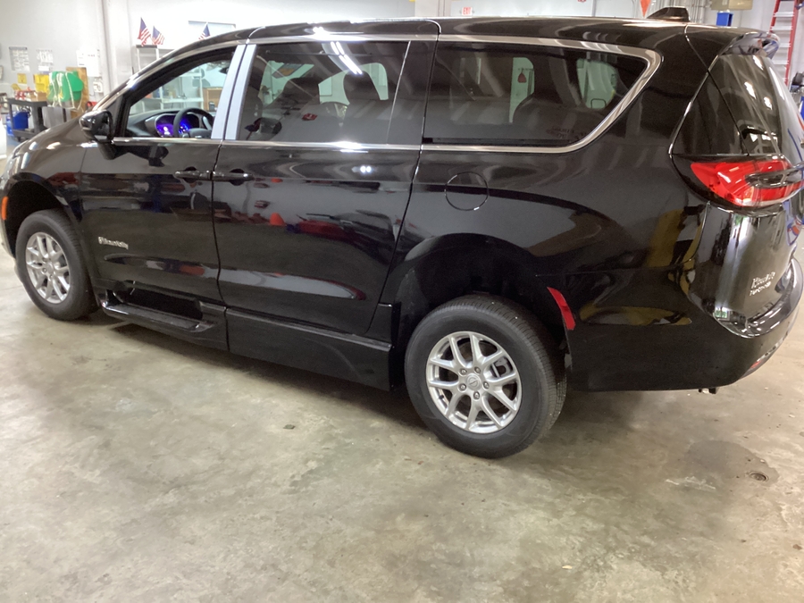 Black Chrysler Pacifica with BraunAbility Side Entry Automatic Fold Out conversion
