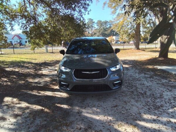 Grey Chrysler Pacifica with Driverge Side Entry Automatic Fold Out conversion