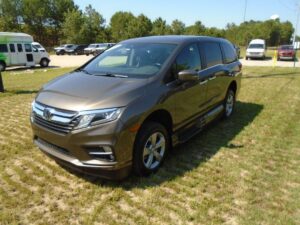 Grey Honda Odyssey with Vantage Mobility Side Entry Automatic In Floor conversion