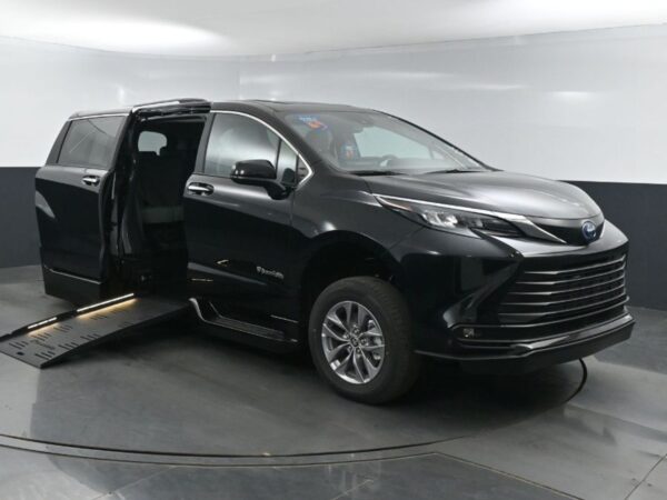 Black Toyota Sienna with BraunAbility Side Entry Automatic Fold Out conversion