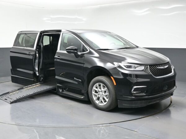Black Chrysler Pacifica with BraunAbility Side Entry Automatic Fold Out conversion