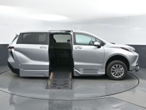 Silver Toyota Sienna with BraunAbility Side Entry Automatic Fold Out conversion