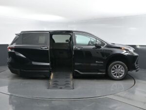 Black Toyota Sienna with BraunAbility Side Entry Automatic Fold Out conversion