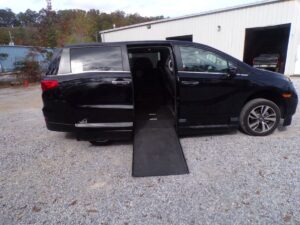 Black Honda Odyssey with Vantage Mobility Side Entry Automatic In Floor conversion