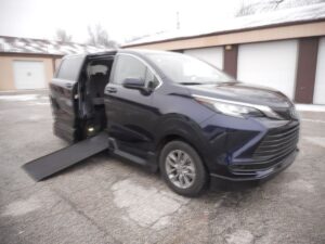 Blue Toyota Sienna with Vantage Mobility Side Entry Automatic In Floor conversion