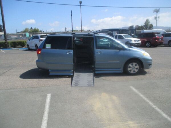 Blue Toyota Sienna with BraunAbility Side Entry Automatic Fold Out conversion