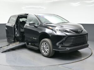 Black Toyota Sienna with BraunAbility Side Entry Automatic Fold Out conversion
