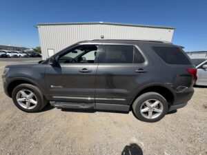 Ford Explorer with BraunAbility Side Entry Automatic In Floor conversion