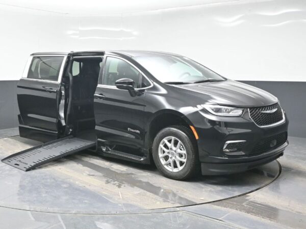 Black Chrysler Pacifica with BraunAbility Side Entry Automatic Fold Out conversion