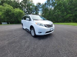 White Toyota Sienna with Vantage Mobility Side Entry Automatic In Floor conversion