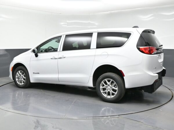 White Chrysler Voyager with BraunAbility Rear Entry Manual Fold Out conversion