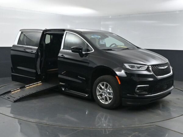 Black Chrysler Pacifica with BraunAbility Side Entry Automatic Fold Out conversion