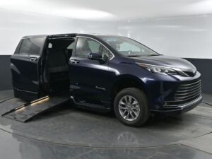 Blue Toyota Sienna with BraunAbility Side Entry Automatic Fold Out conversion