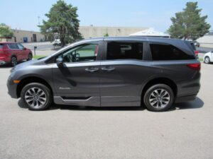 Grey Honda Odyssey with BraunAbility Side Entry Automatic In Floor conversion