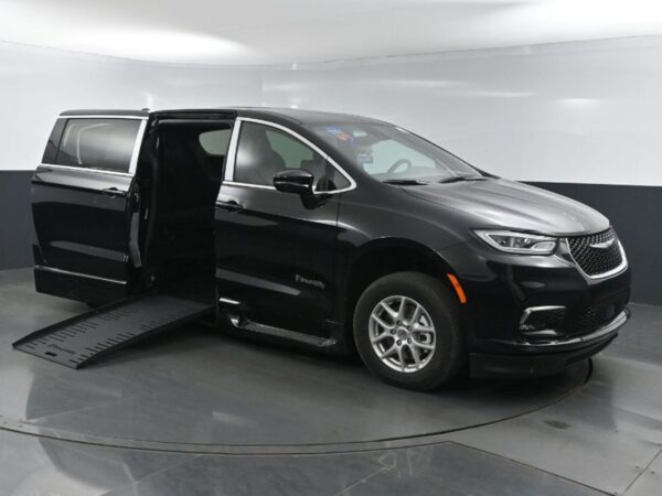 Black Chrysler Pacifica with BraunAbility Side Entry Automatic Fold Out conversion