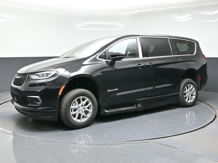 Black Chrysler Pacifica with BraunAbility Side Entry Automatic Fold Out conversion