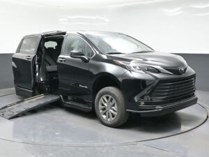 Black Toyota Sienna with BraunAbility Side Entry Automatic Fold Out conversion