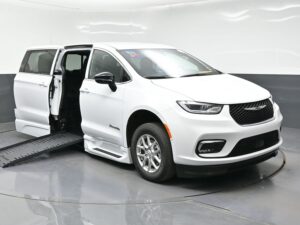 White Chrysler Pacifica with BraunAbility Side Entry Automatic Fold Out conversion