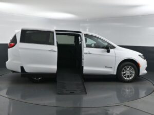 White Chrysler Voyager with BraunAbility Side Entry Manual Fold Out conversion